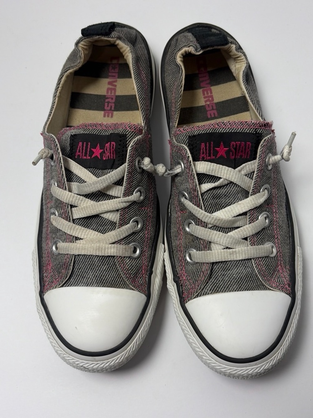 Converse Chuck Taylor All Star Women’s 9 Gray Denim Pink Stitch Low Top Sneakers